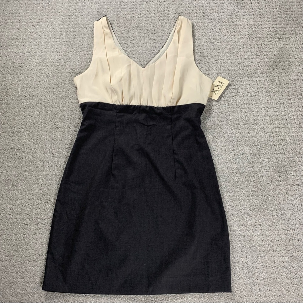 NWT Forever 21 Color Block Zipper Detail Shift Dress, Sz Medium Business Office